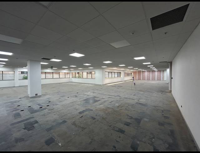 787M² OFFICE TO LET IN SANDTON CENTRAL